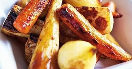 Тарілка запечених овочів