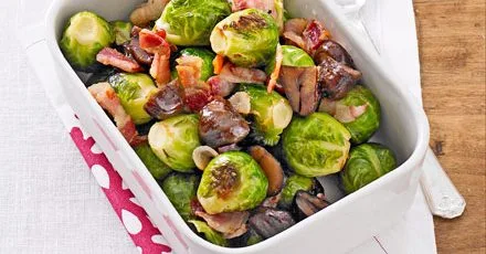 Roasted brussels sprouts with bacon & chestnuts