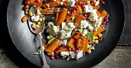 Roasted carrots with goat’s cheese & pomegranate