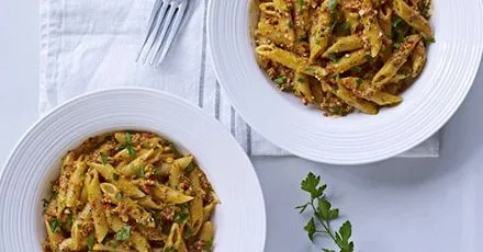 Roasted red pepper & parsley pesto with penne