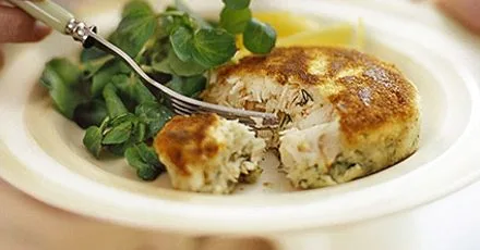 Рибні котлети з лосося та кропом у 4 кроки