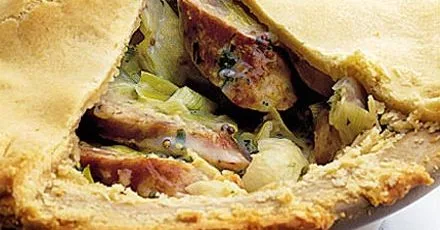 Sausage & leek pie