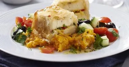Sesame halloumi parcels with sweet potato tahini mash & chopped herb salad