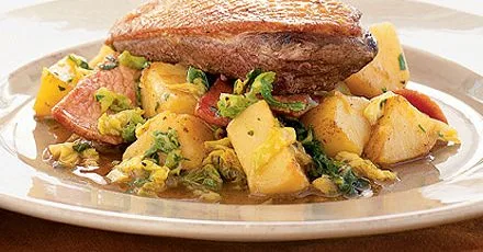 Simmered duck with cabbage & potato