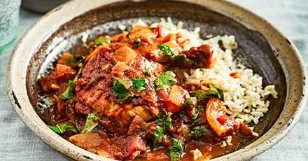 Slow-cooker chicken curry