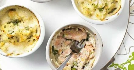 Пиріжки з копченою фореле