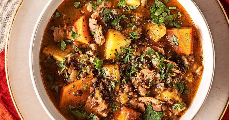 Smoky ham & lentil stew