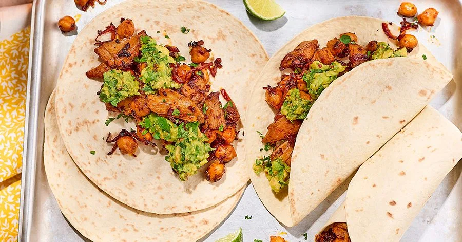 Smoky vegan ‘chicken’ & chickpea wraps