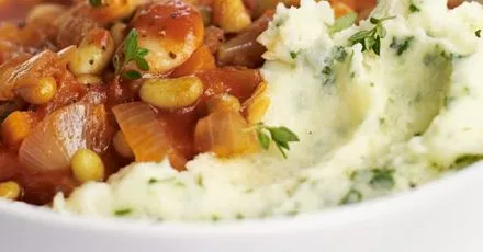 Somerset stew with cheddar & parsley mash