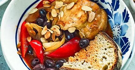 Spanish chicken stew