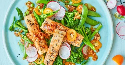 Spice-crusted tofu with kumquat radish salad