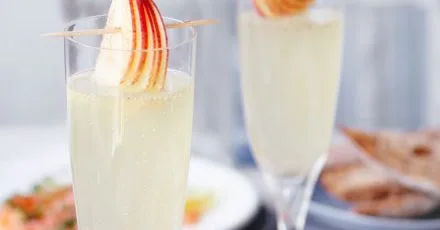 Spiced apple snaps fizz