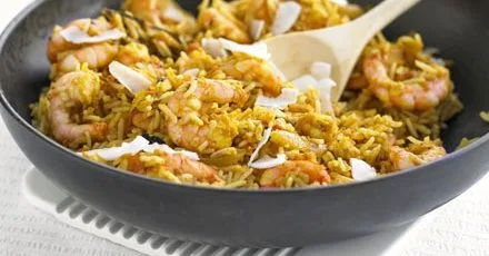 Пряний креветковий плов з кокосом