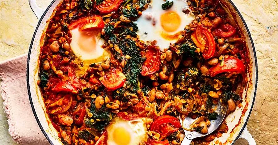 Spiced spinach eggs