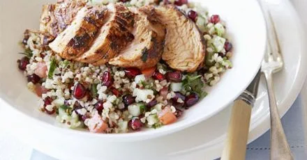 Spiced turkey with bulgur & pomegranate salad