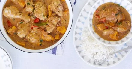 Spicy peanut chicken stew