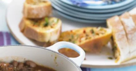 Spicy garlic bread