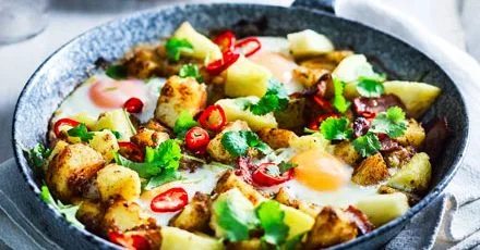 Spicy jerk potato & pineapple hash