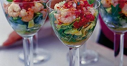 Spicy prawn cocktail with tomato & coriander dressing