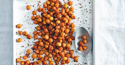 Crispy roasted chickpeas