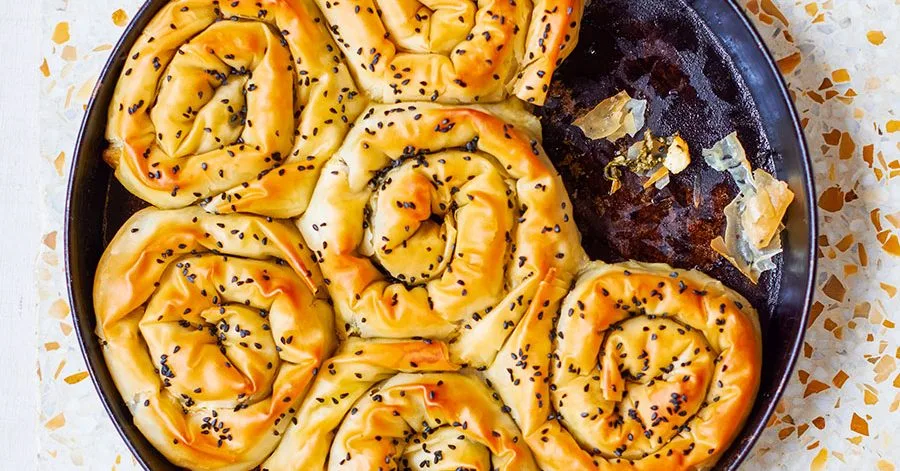 Шпинатний філо-спіральний пиріг