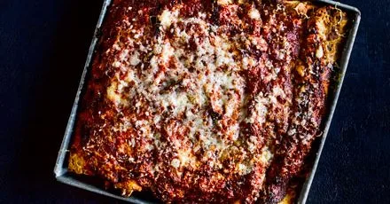 Spinach, ricotta & tomato pancake bake