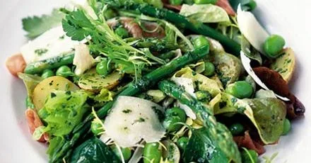 Spring salad with watercress dressing