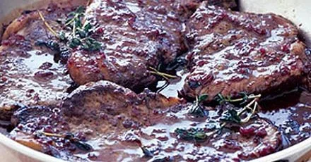 Steaks in red wine sauce