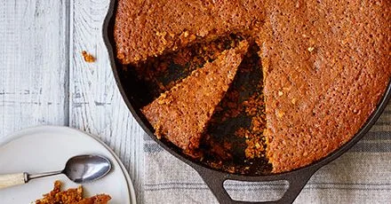 Sticky ginger skillet parkin