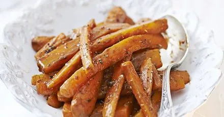 Sticky liquorice carrots