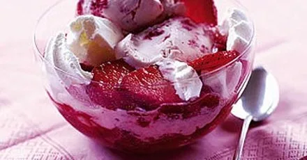Strawberry mess