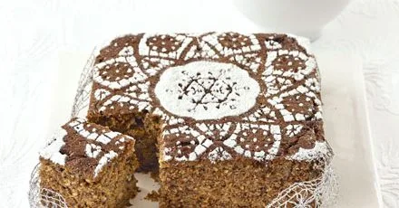 Sugar-dusted passion cake