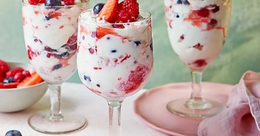 Summer fruits & elderflower fool