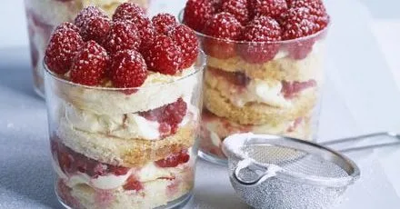 Summer pudding trifles
