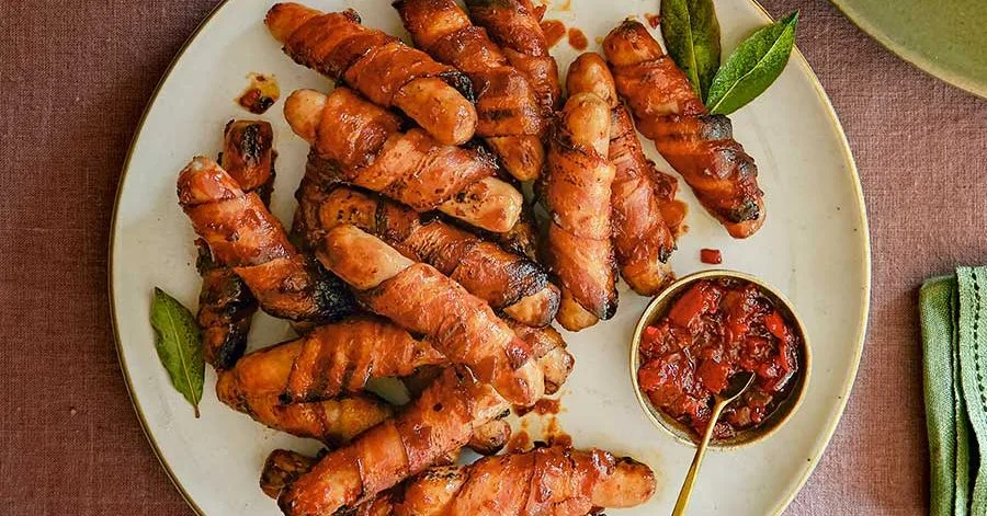 Sweet chilli-glazed pigs in blankets