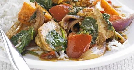 Курка з бататом у карі