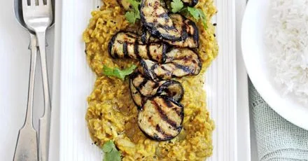 Sweet & sour lentil dhal with grilled aubergine
