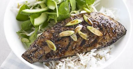 Teriyaki mackerel with tangy cucumber salad