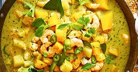 Thai prawn, squash & pineapple curry