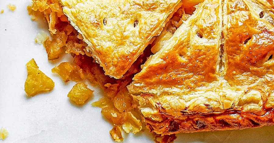 Toffee apple turnover puff pie