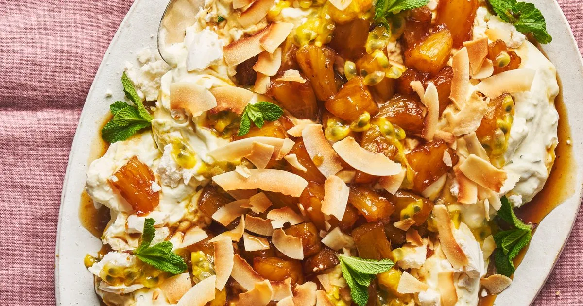 Tropical meringue mess