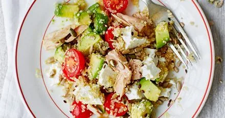 Tuna, avocado & quinoa salad