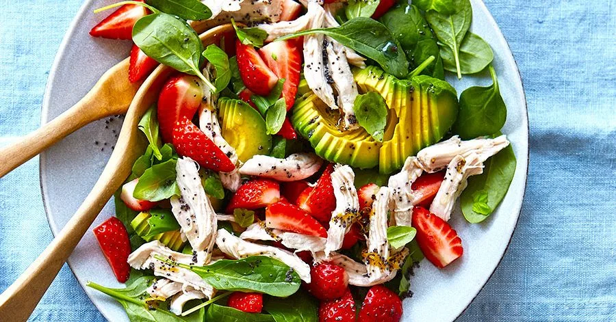 Turkey, strawberry & avocado salad