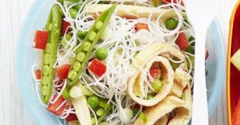 Veggie noodle pot
