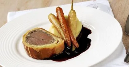 Venison & wild mushroom wellington