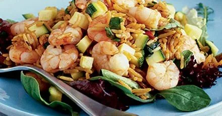 Warm rice & prawn salad