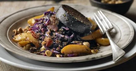 Warm salad of red cabbage, black pudding & apple