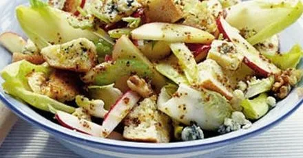 Winter crunch salad