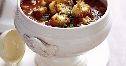 Winter minestrone with pesto croûtes