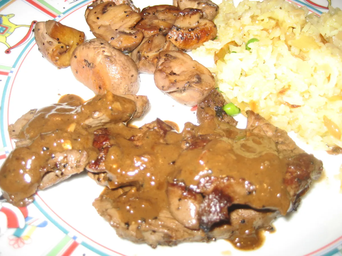 Antelope Medallions With Brown Sauce